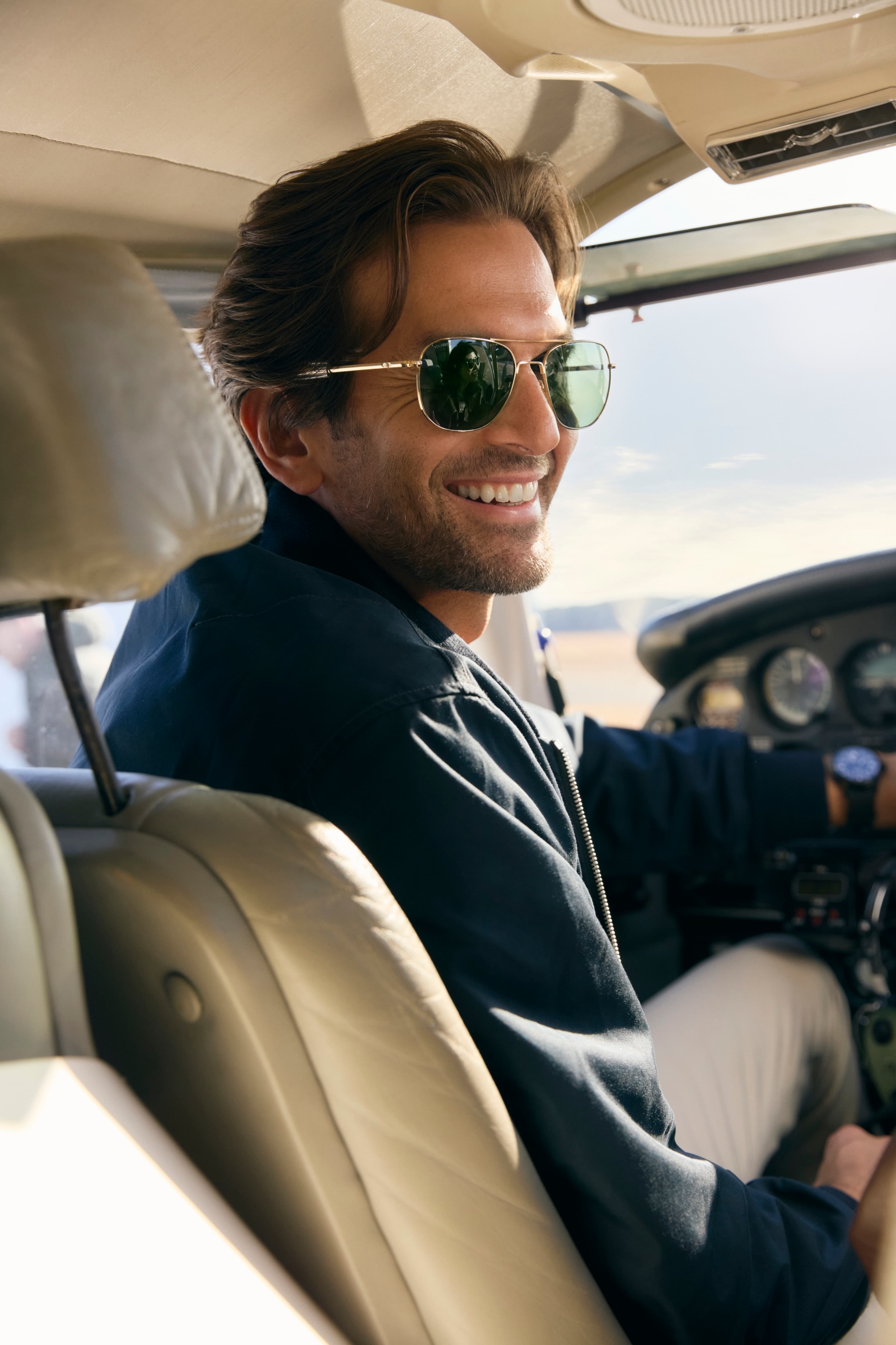 Original Pilot in Gold with Calobar™ Green lenses