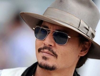 Gli occhiali da sole di Johnny Depp