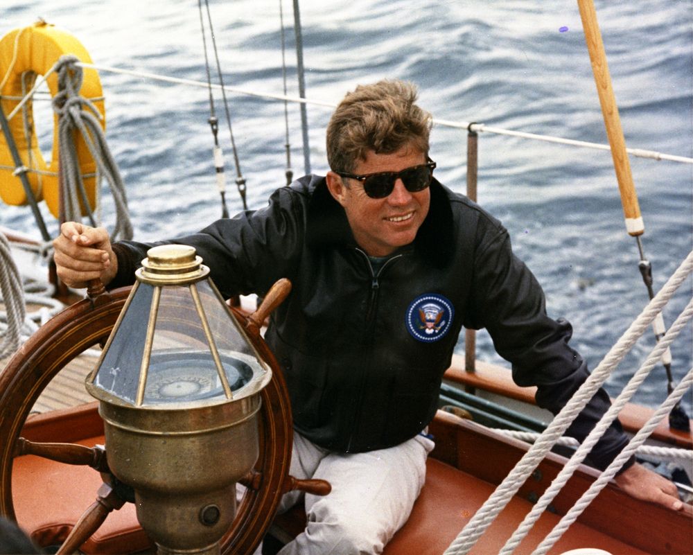 JFK Sunglasses American Optical Saratoga