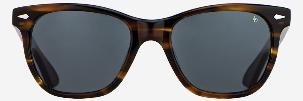 Saratoga Sunglasses for Any Beach Activities